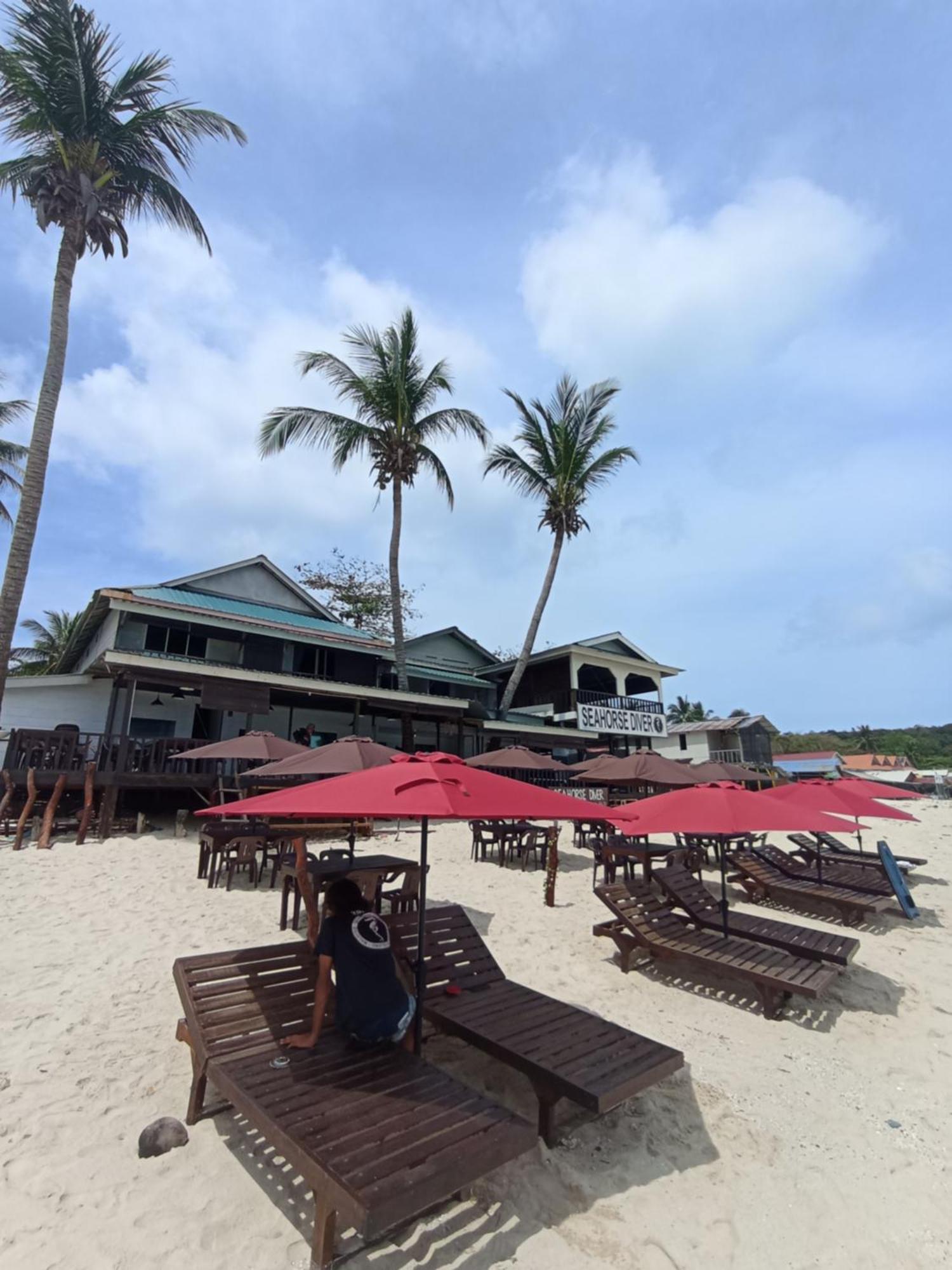 Seahorse Diver Guesthouse Kampong Pasir Panjang  Exterior photo